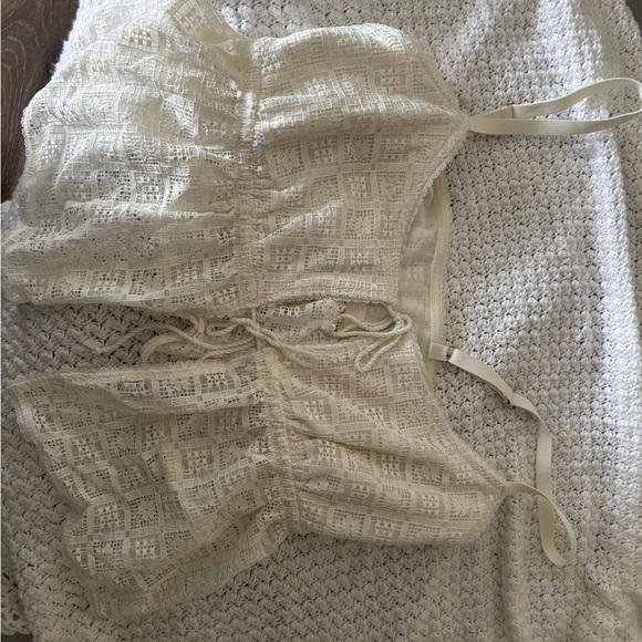 aerie Tops - Aerie Cream Lace Cropped Camisole Top with built-in cups